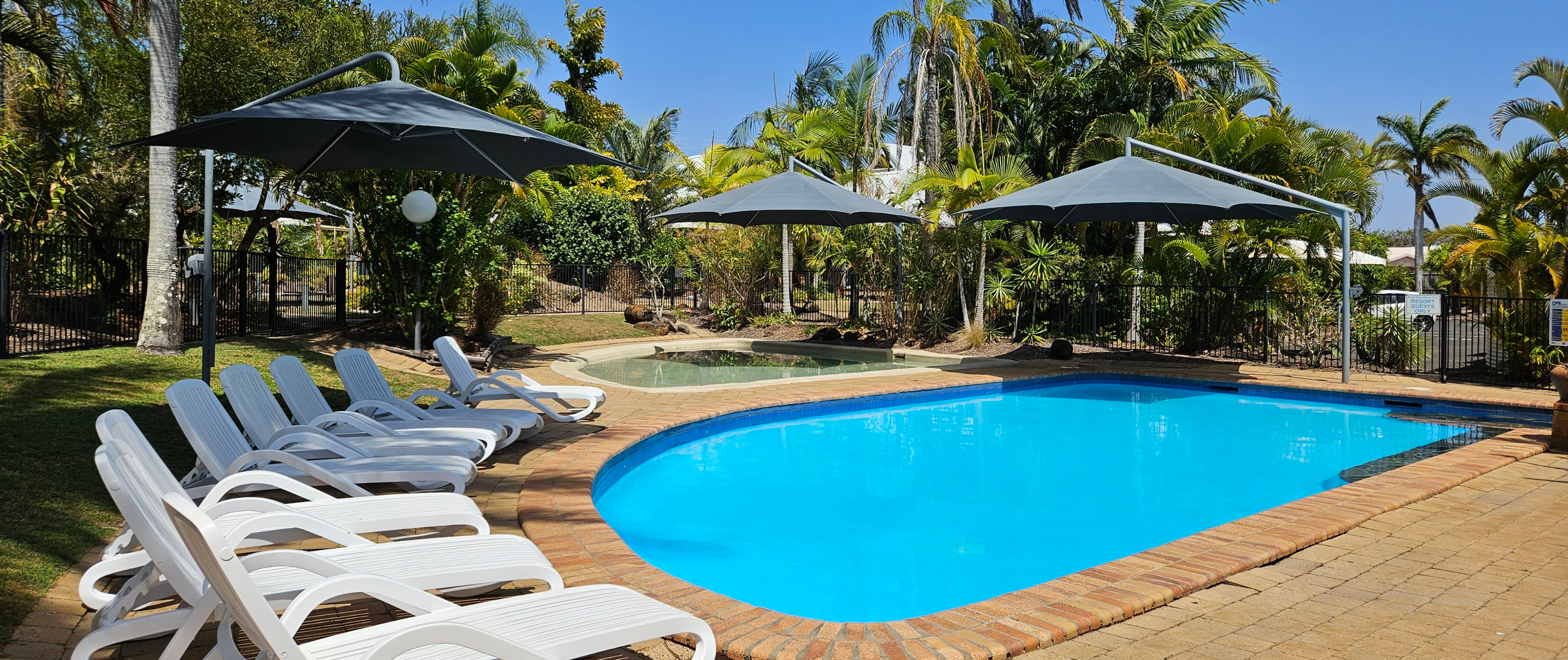 Kellys Beach Resort